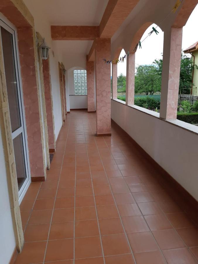 Villa Rozzy Năvodari Екстериор снимка